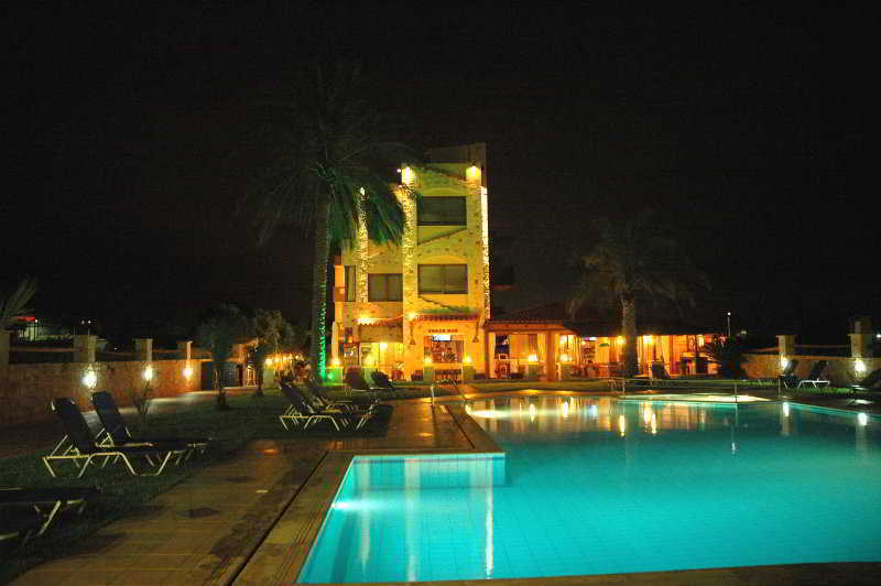 Danelis Studios & Apartments Mália Exterior foto